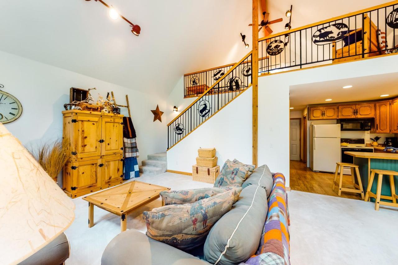 Alpine Home Lilliwaup Extérieur photo